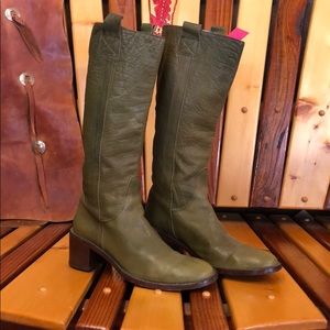 Woman’s San Frediano green knee high boots